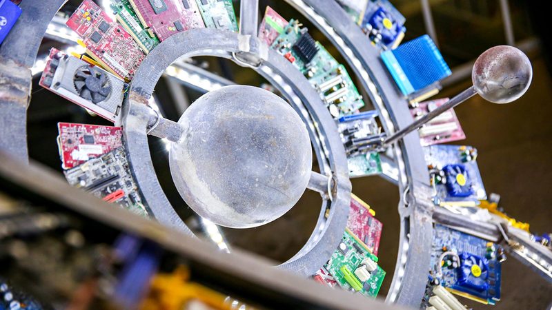 智能工厂数字化转型：揭秘背后的技术支撑与实施策略**